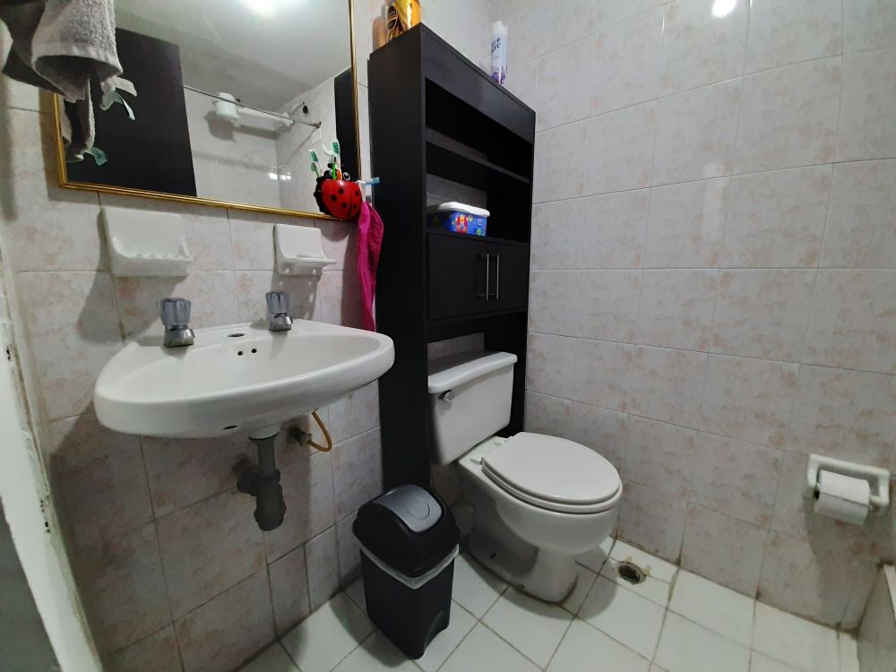 Carrera 102#71C-48, Bogota, 4 Habitaciones Habitaciones, ,2 BathroomsBathrooms,Casa,Venta,Carrera 102#71C-48,1109